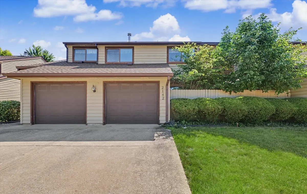 2142 Harbortown Circle #2142, Champaign, IL 61821 - #1