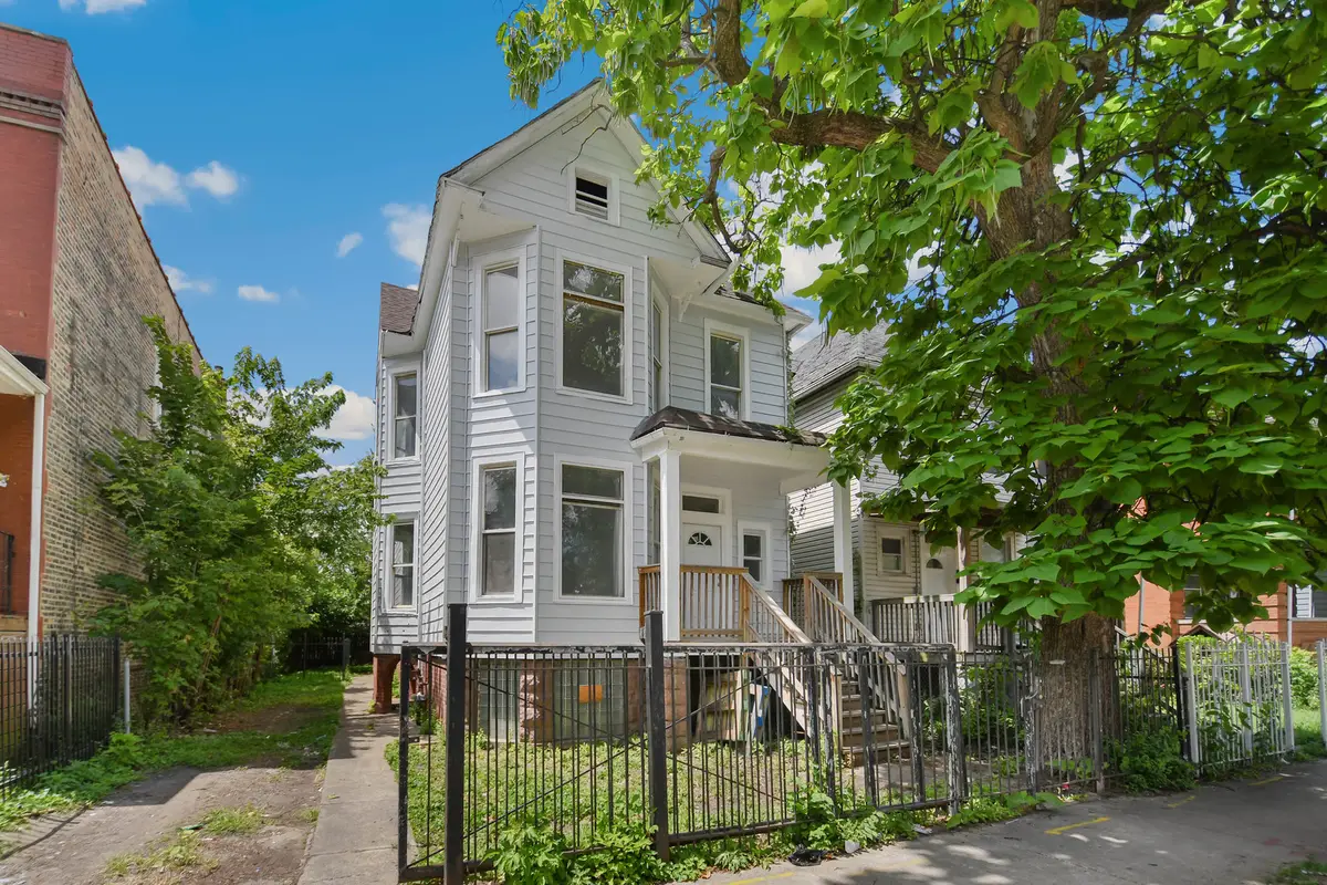 210 N Laramie Avenue, Chicago, IL 60644 - #1