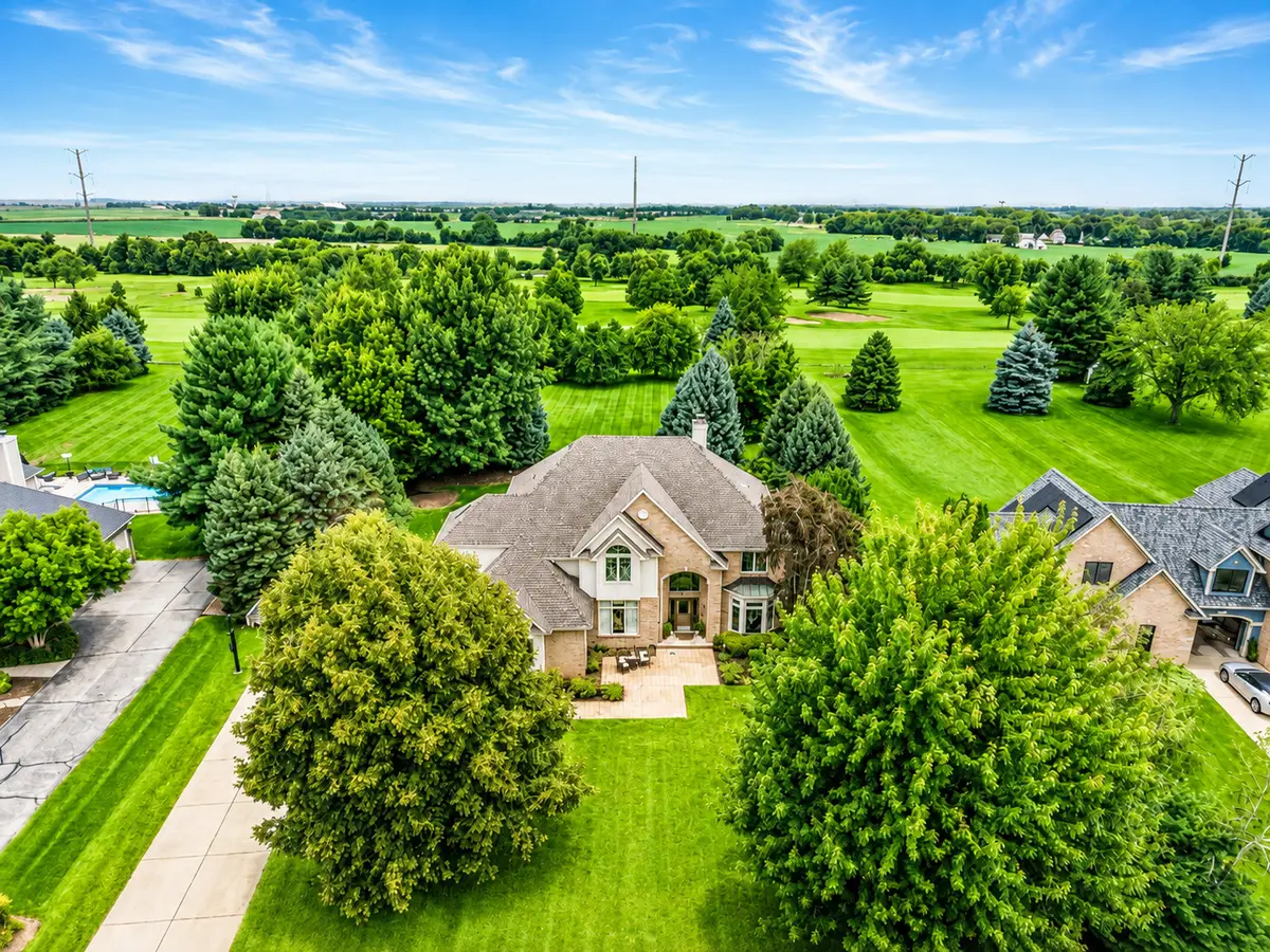 55 N Royal Oaks Drive, Bristol, IL 60512 - #1