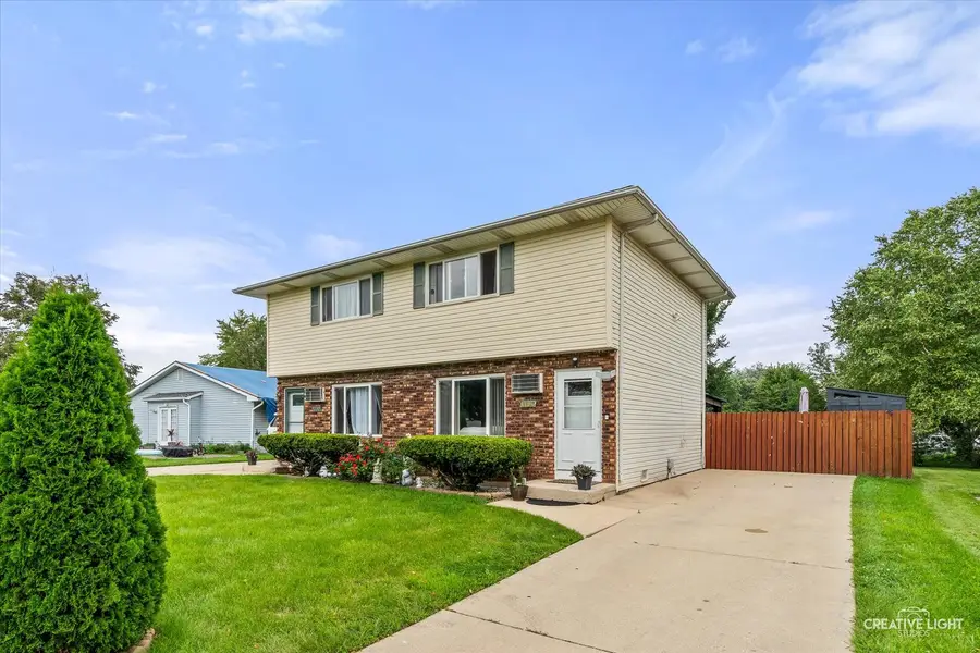 1153-1155 Burgundy Lane, Aurora, IL 60505 - #2