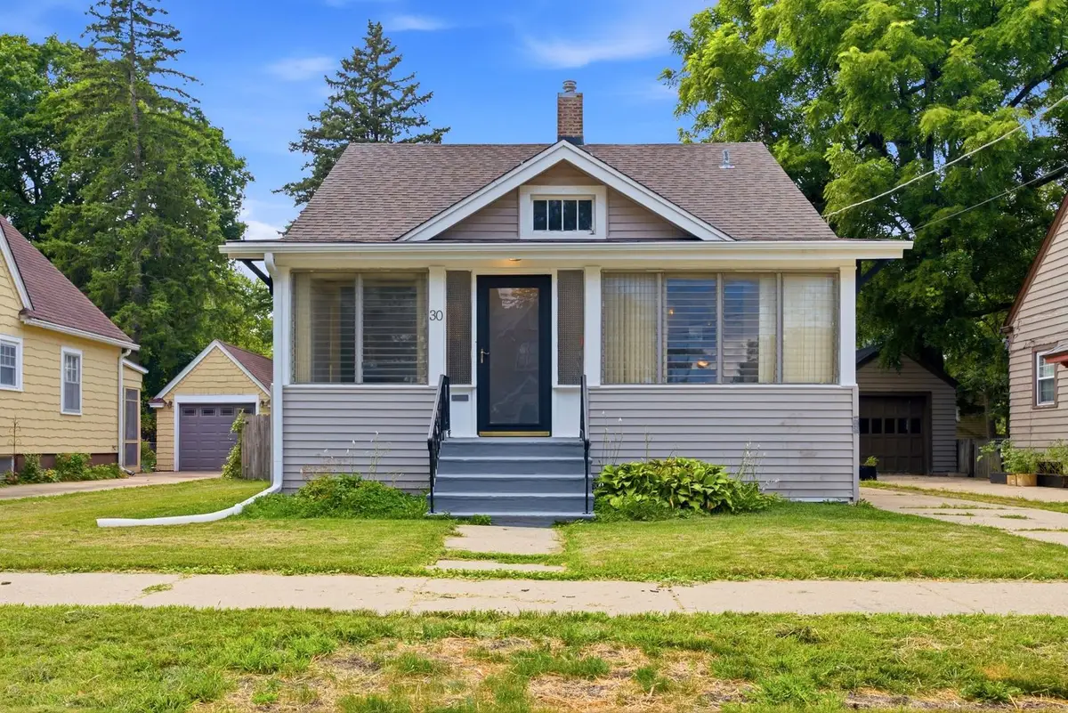30 S Commonwealth Avenue, Elgin, IL 60123 - #1