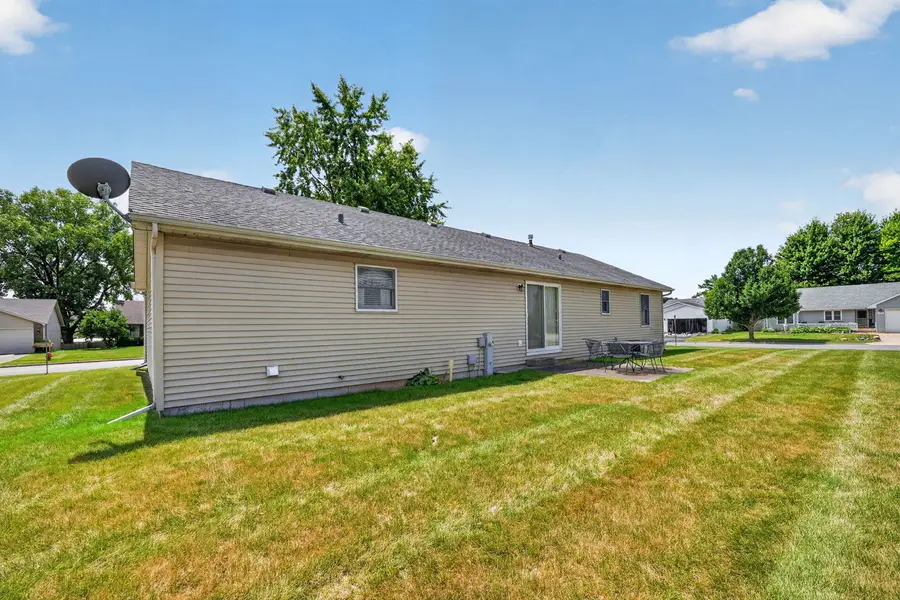1227 University Drive, Dekalb, IL 60115 - #3