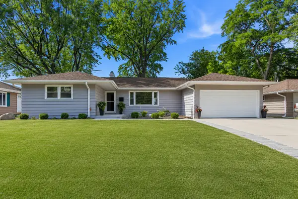 634 Deerpath Road, Dundee, IL 60118