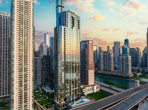 211 N Harbor Drive #3209, Chicago, IL 60601