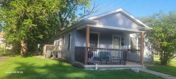 1302 N Champaign Street, Champaign, IL 61820