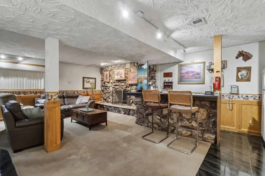 221 S Anderson Road, New Lenox, IL 60451 - #2