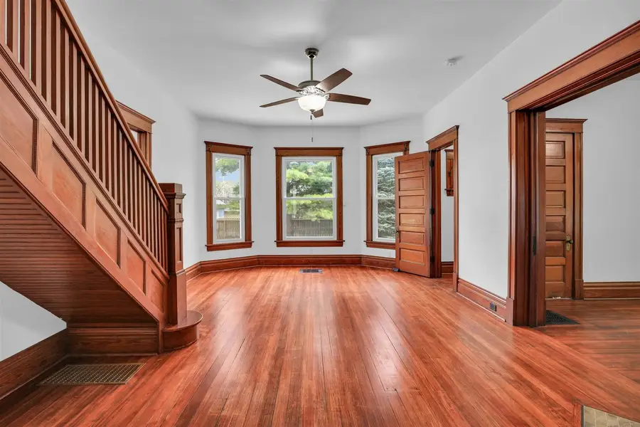 202 E Daggy Street, Tuscola, IL 61953 - #3