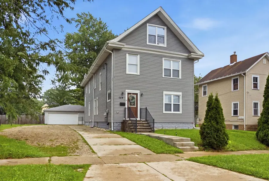 629 N Root Street, Aurora, IL 60505 - #2