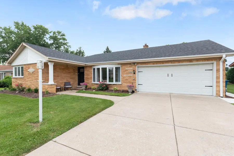12607 S Meade Avenue, Palos Heights, IL 60463 - #2