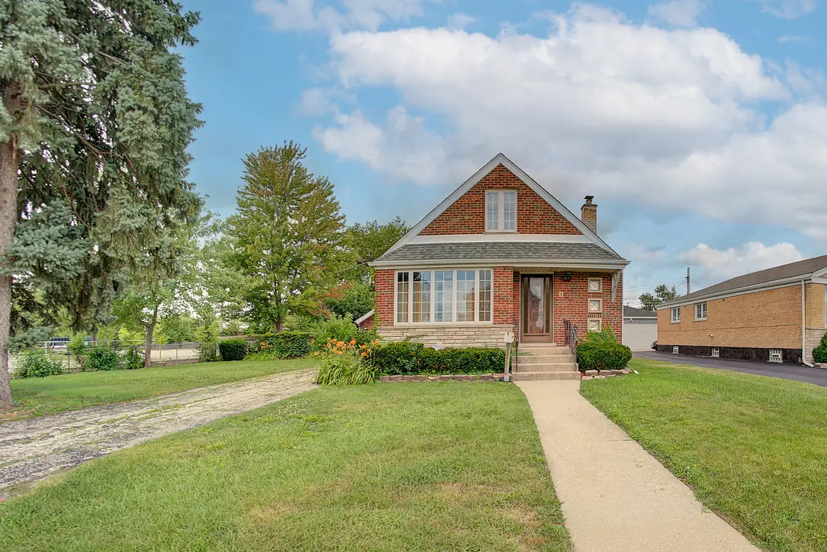 7960 S Kenneth Avenue, Chicago, IL 60652 - #1