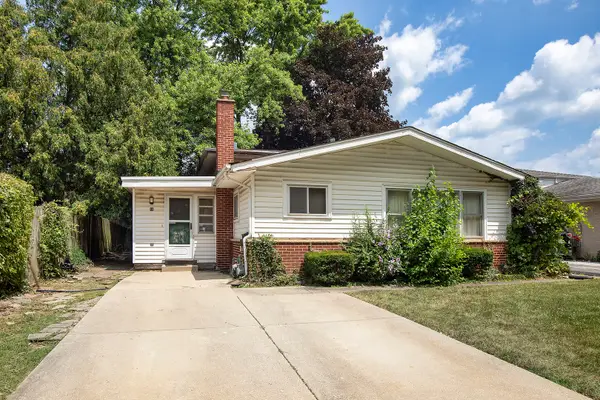 Address Withheld By Seller, Glenview, IL 60025