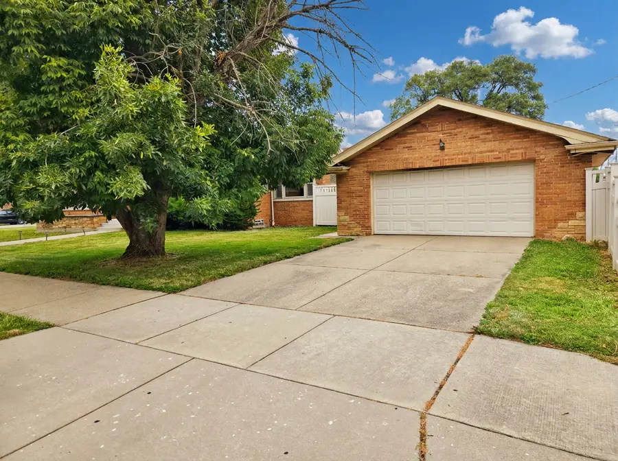 8059 S Sawyer Avenue, Chicago, IL 60652 - #2