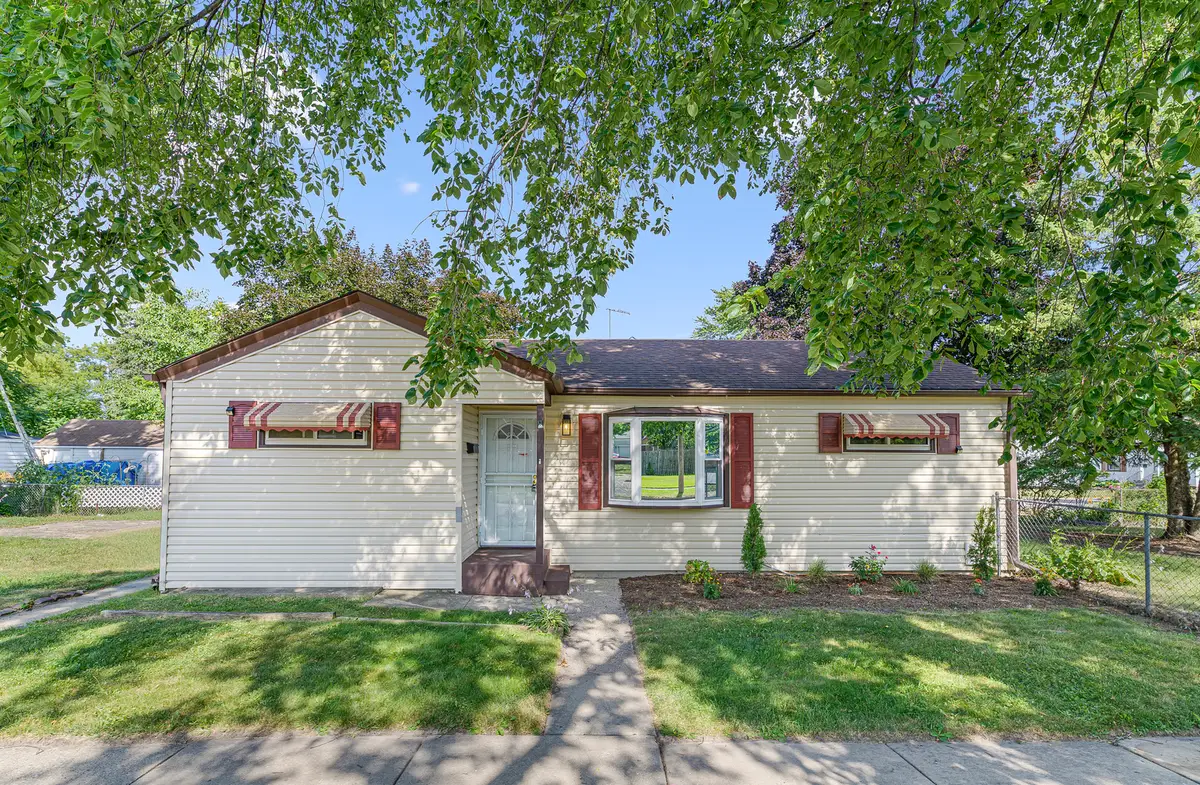 707 S Elmwood Avenue, Waukegan, IL 60085 - #1