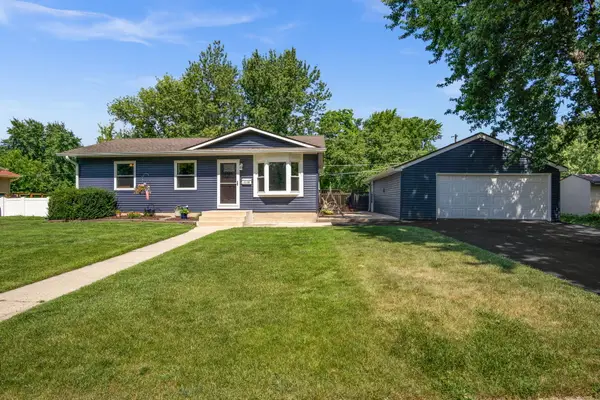 1530 Sunrise Drive, DeKalb, IL 60115