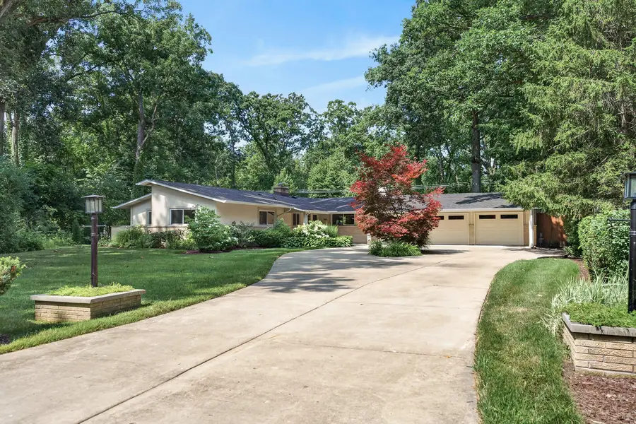 54 Oakwood Lane, Lincolnshire, IL 60069 - #3