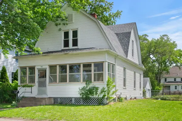 1023 16th Street, Rock Island, IL 61201