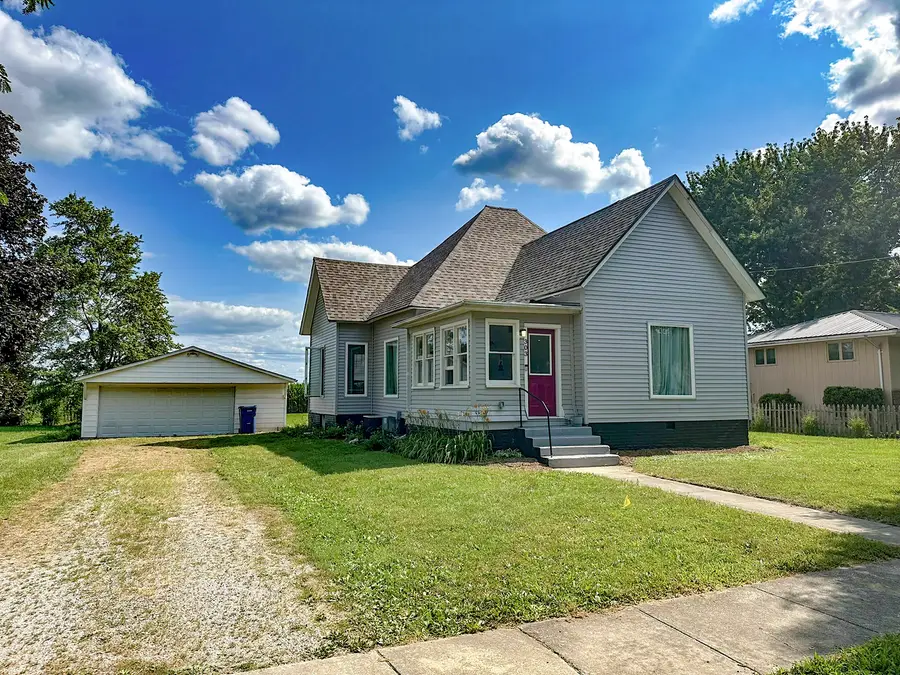 303 5th Street, Ivesdale, IL 61851 - #2