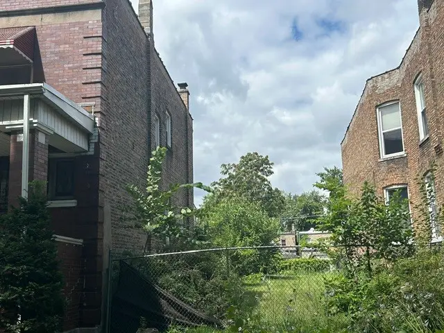 7018 S Calumet Avenue, Chicago, IL 60637 - #3