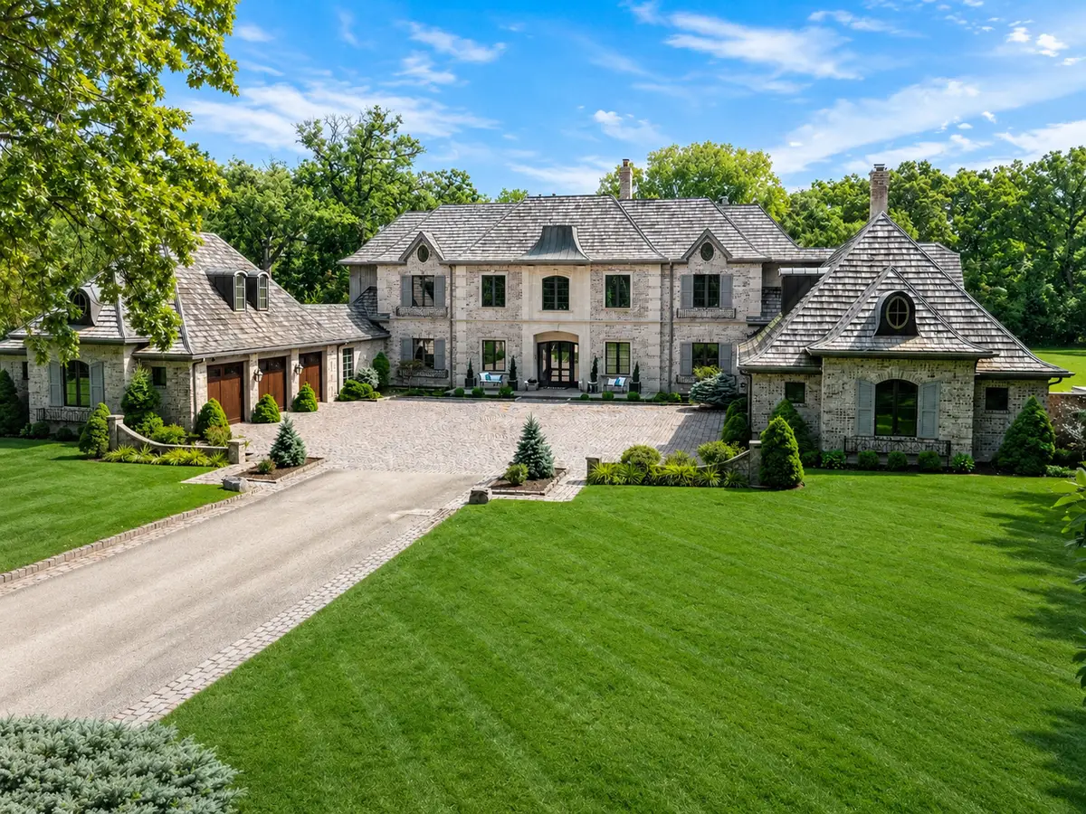 24 Bridlewood Road, Northbrook, IL 60062 - #1
