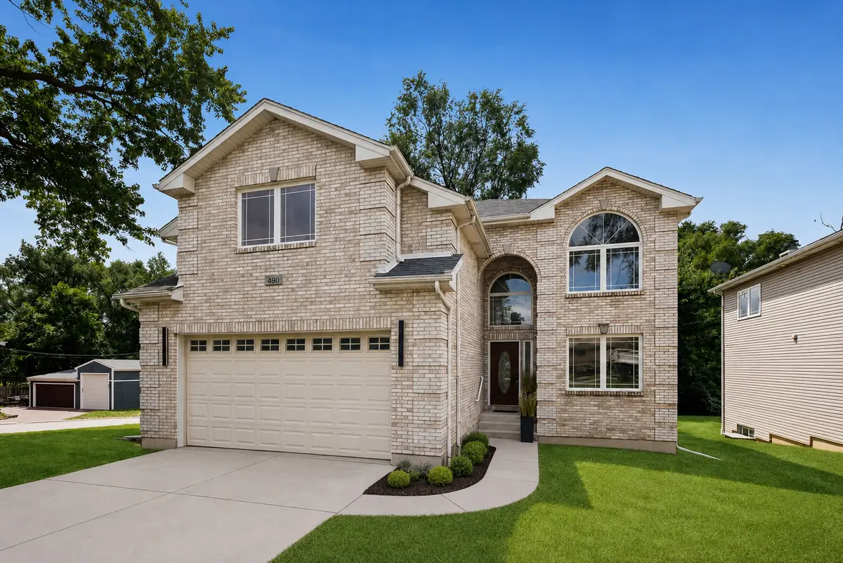 490 E Red Oak Street, Bensenville, IL 60106 - #1