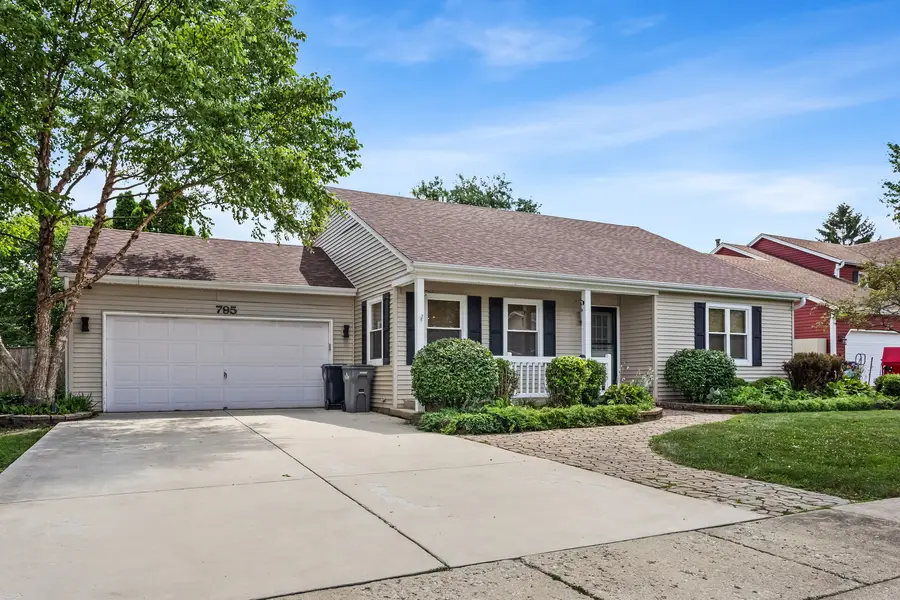 795 Springhill Court, Elgin, IL 60120 - #2