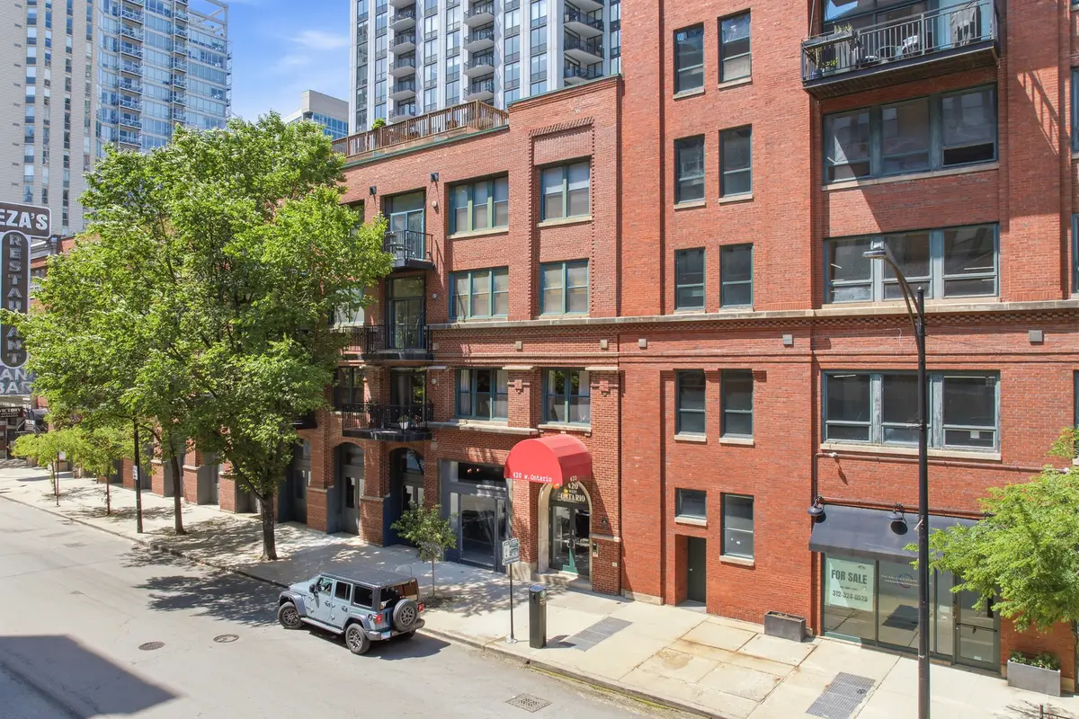 420 W Ontario Street #304, Chicago, IL 60654 - #1