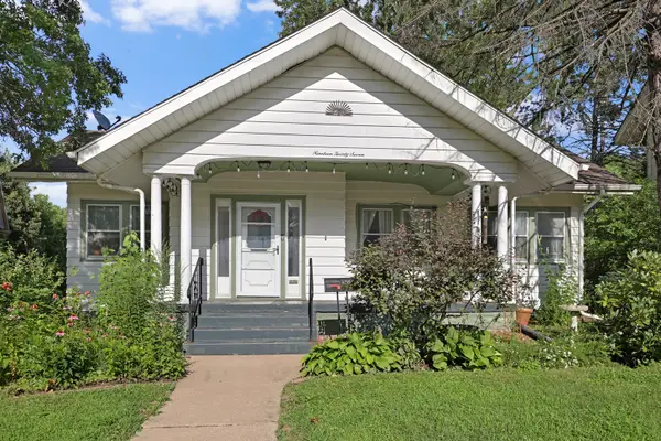 1927 Tremont Avenue, Davenport, IA 52803