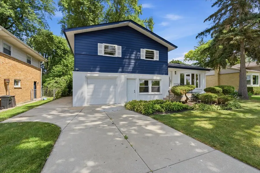 10 Linden Avenue, Buffalo Grove, IL 60089 - #2