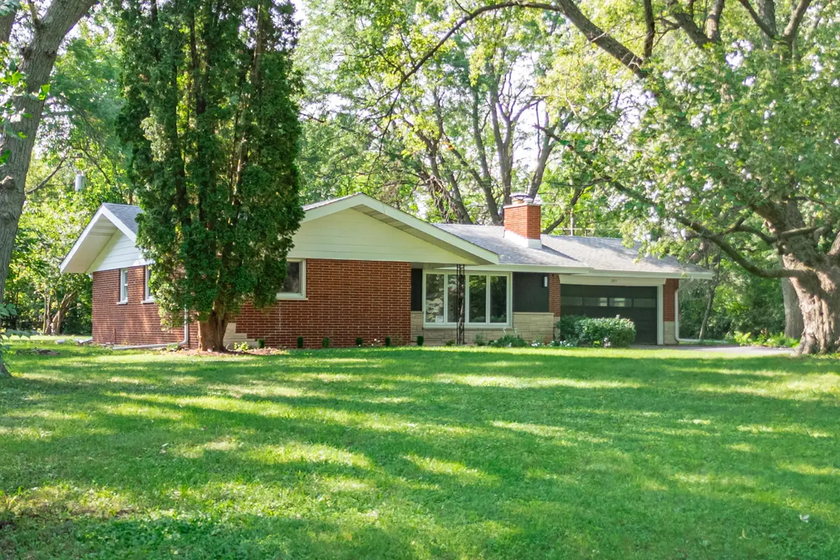 2815 Skyline Drive, Crystal Lake, IL 60012 - #1