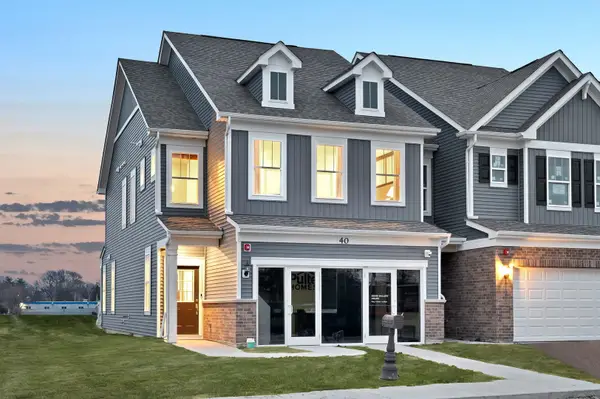 203 Weirich Way #81001, Batavia, IL 60510