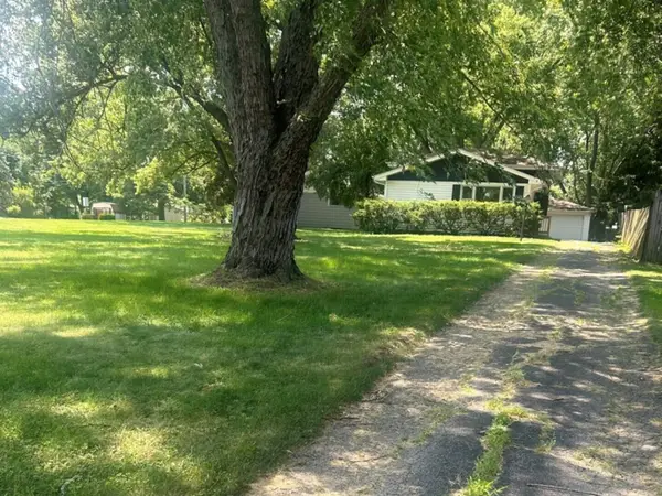 5850 Springside Avenue, Downers Grove, IL 60516