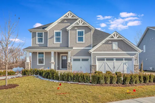 13008 S Twin Pines Lane, Plainfield, IL 60585