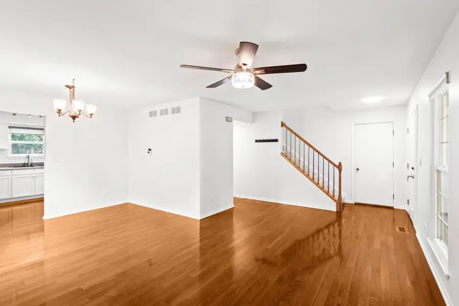 912 Matthew Court, Naperville, IL 60540 - #3
