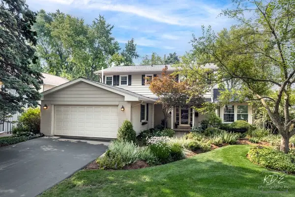 612 Burning Tree Lane, Naperville, IL 60563
