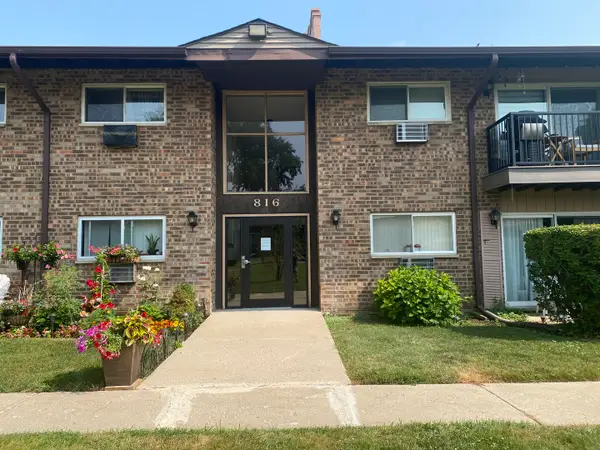 816 E Old Willow Road #209, Prospect Heights, IL 60070