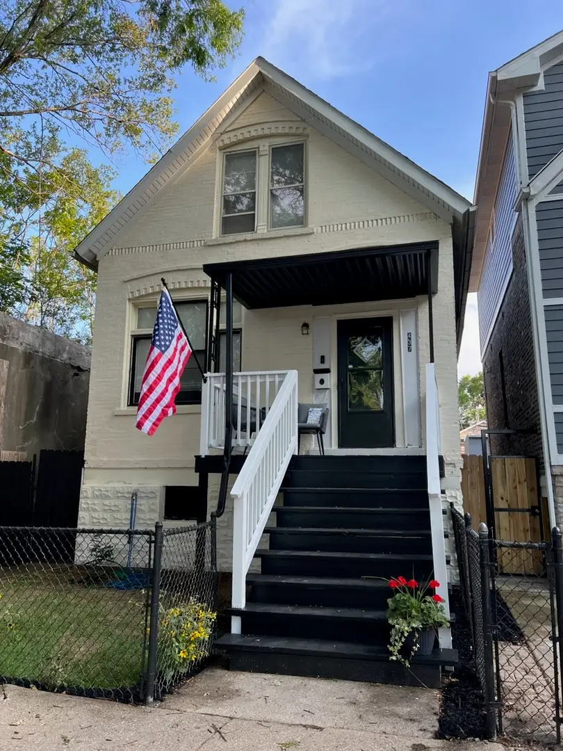 437 W 44th Place, Chicago, IL 60609 - #1