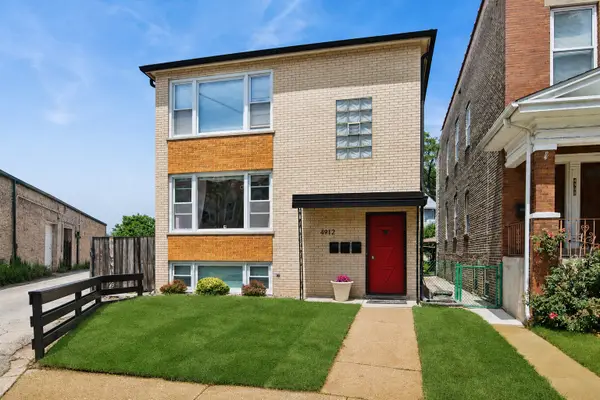 4912 W Berteau Avenue, Chicago, IL 60641