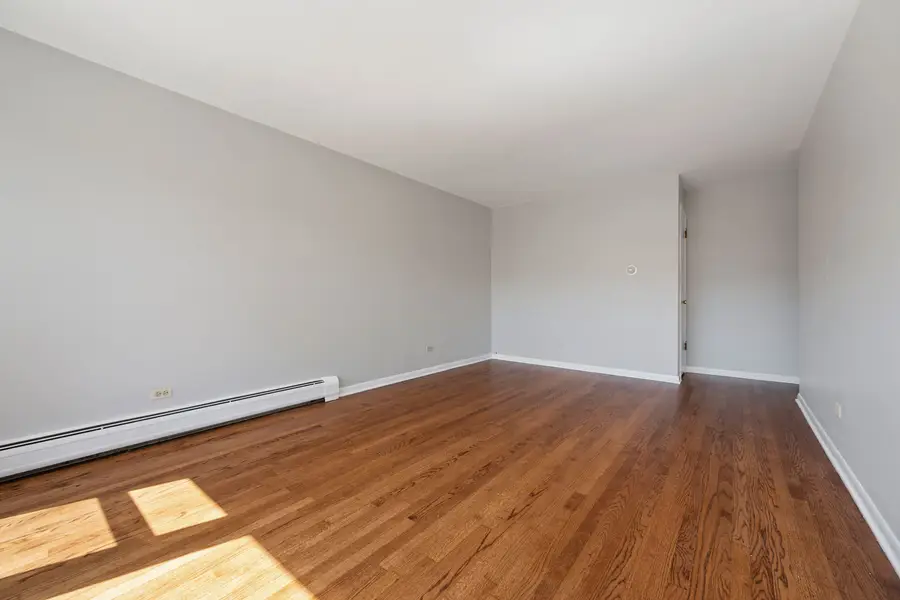 4912 W Berteau Avenue, Chicago, IL 60641 - #3