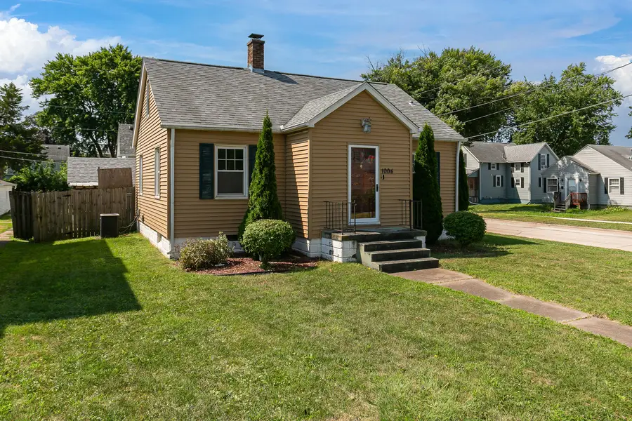 1004 16th Avenue, Moline, IL 61265 - #3