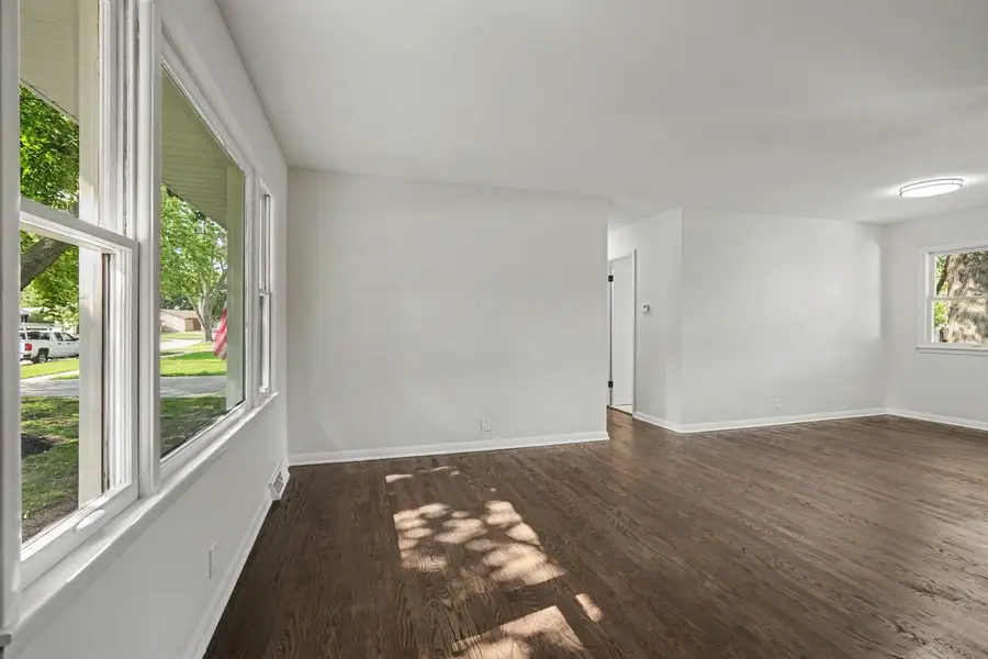 753 Westgate Drive, Aurora, IL 60506 - #3