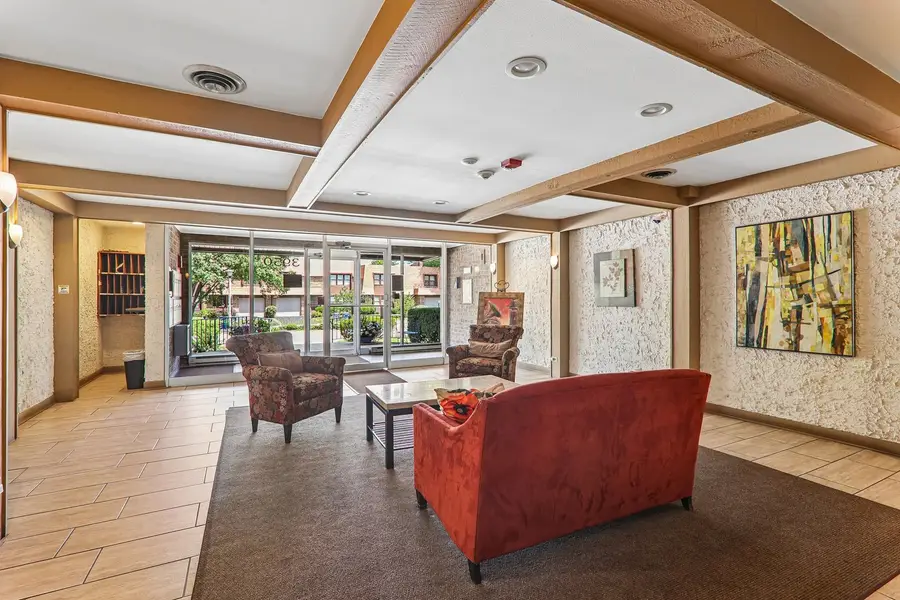 3950 Dundee Road #203, Northbrook, IL 60062 - #2