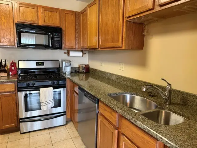 14 Dellwood Court #14, Algonquin, IL 60102 - #2