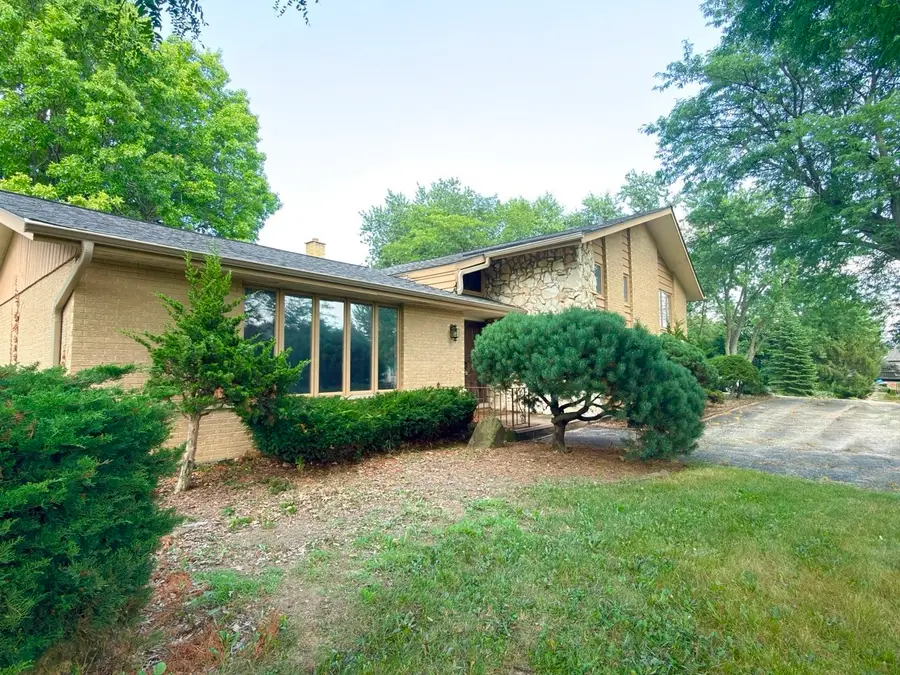 7826 Dunham Road, Downers Grove, IL 60516 - #3