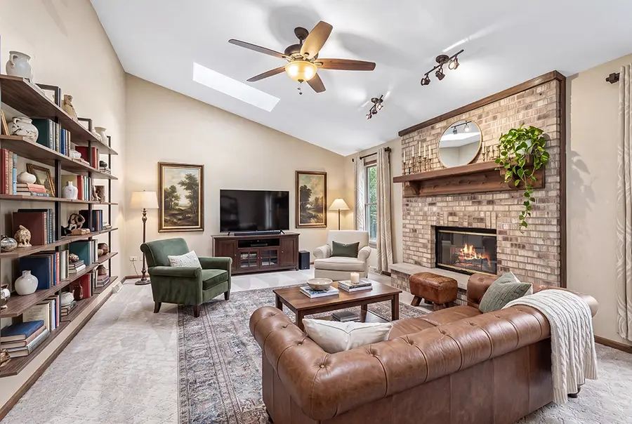 1107 Rosewood Street, Shorewood, IL 60404 - #2