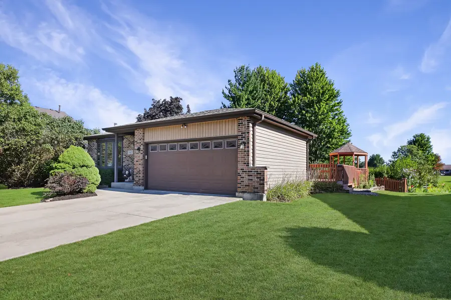 1447 Comanche Drive, Bolingbrook, IL 60490 - #3