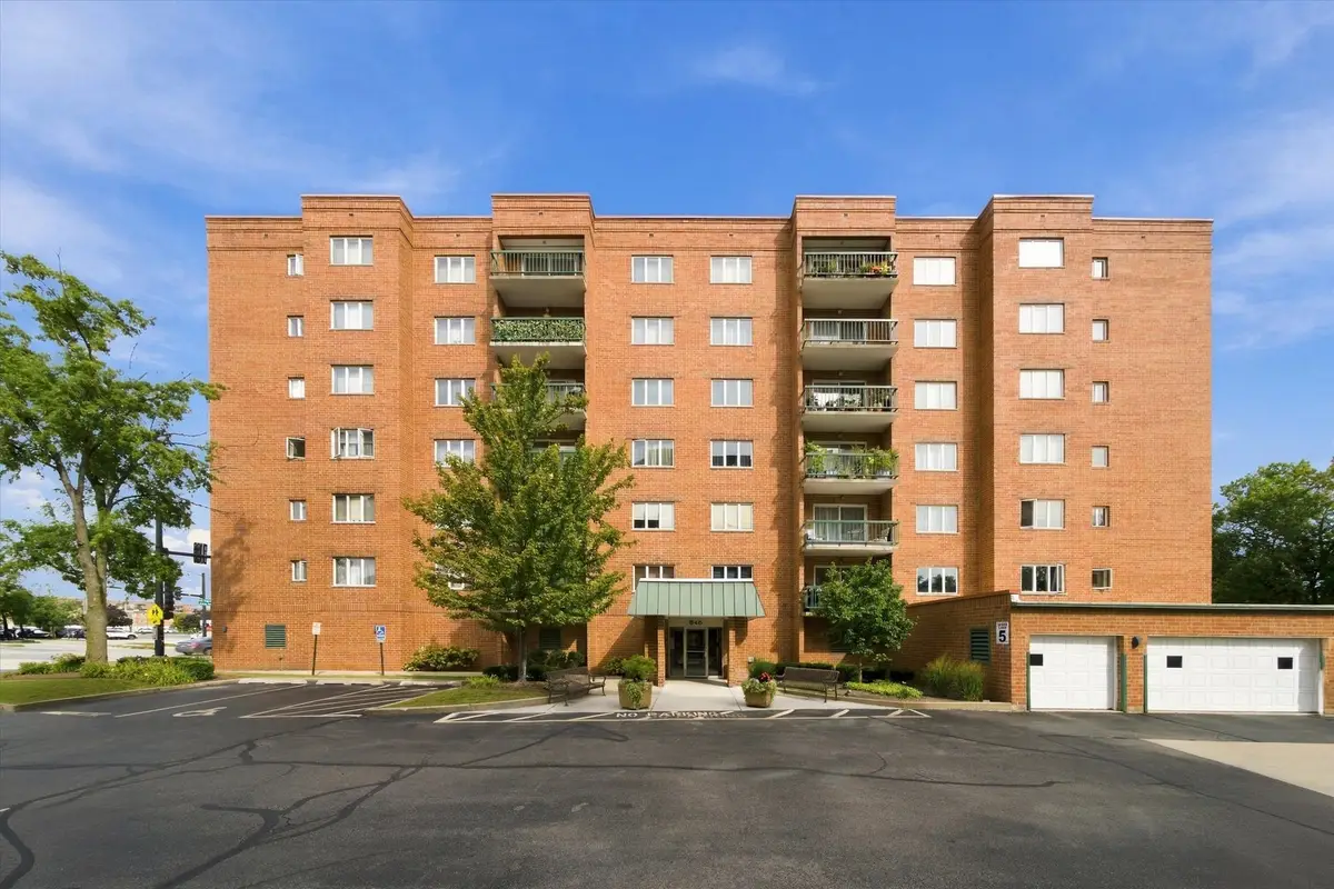 545 S River Road #505, Des Plaines, IL 60016 - #1