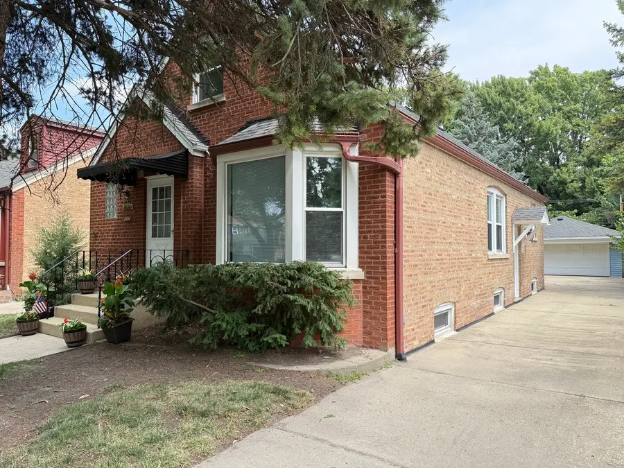7119 N Merrimac Avenue, Chicago, IL 60646 - #2