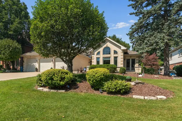 12306 S Nagle Avenue, Palos Heights, IL 60463