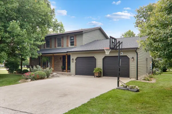 302 Ceilo View Street, Colfax, IL 61728