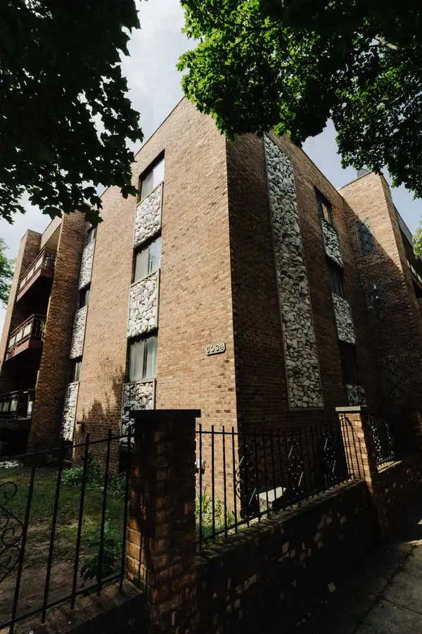 6034 N Wolcott Avenue #1W, Chicago, IL 60660